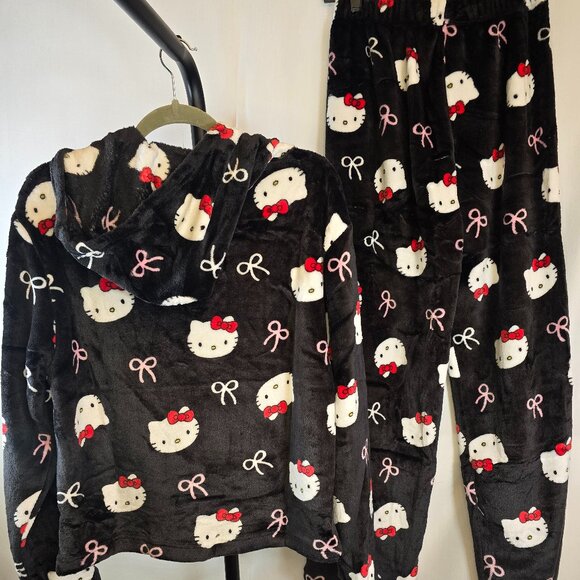 Woman’s Black and White Fleece Hello Kitty Pajama set - Picture 3 of 3